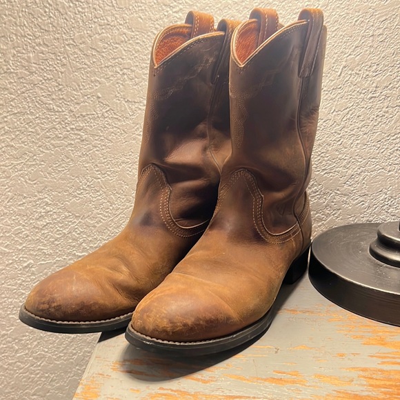 Ariat Shoes - Women’s Arita roper boots size 9b